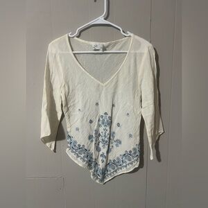 Byer California Cream and Blue Floral Blouse